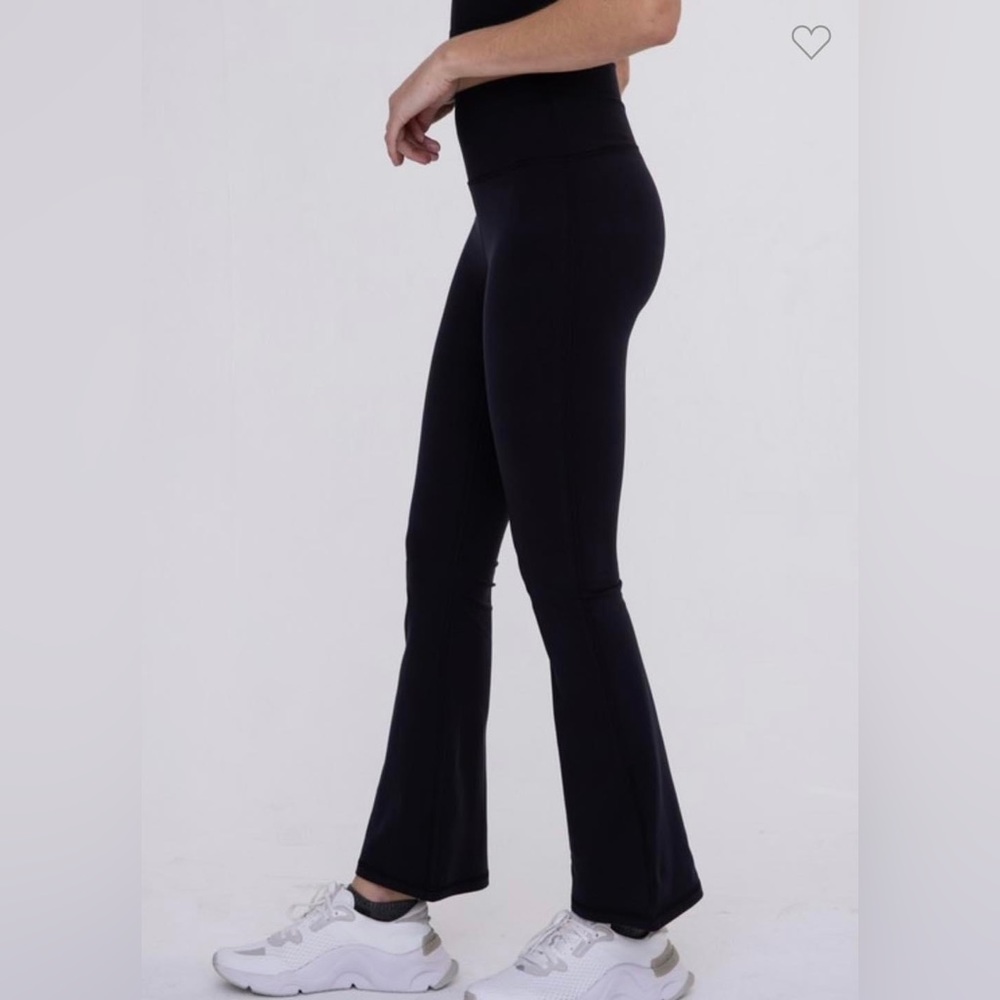 Black leggings color black